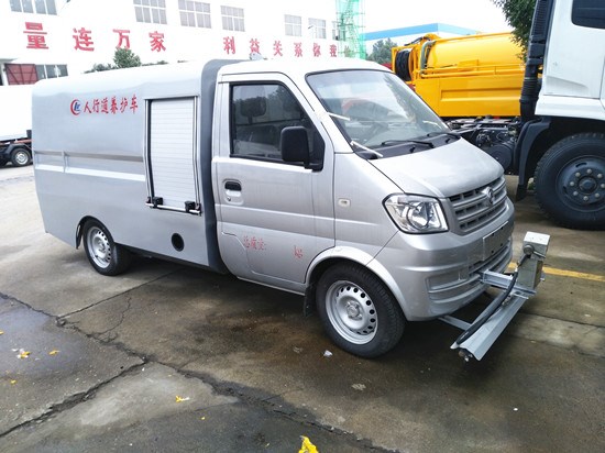 東風小康人行道清洗車（1.5）方型清洗車