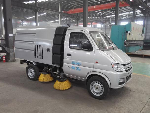 長安小型掃路車